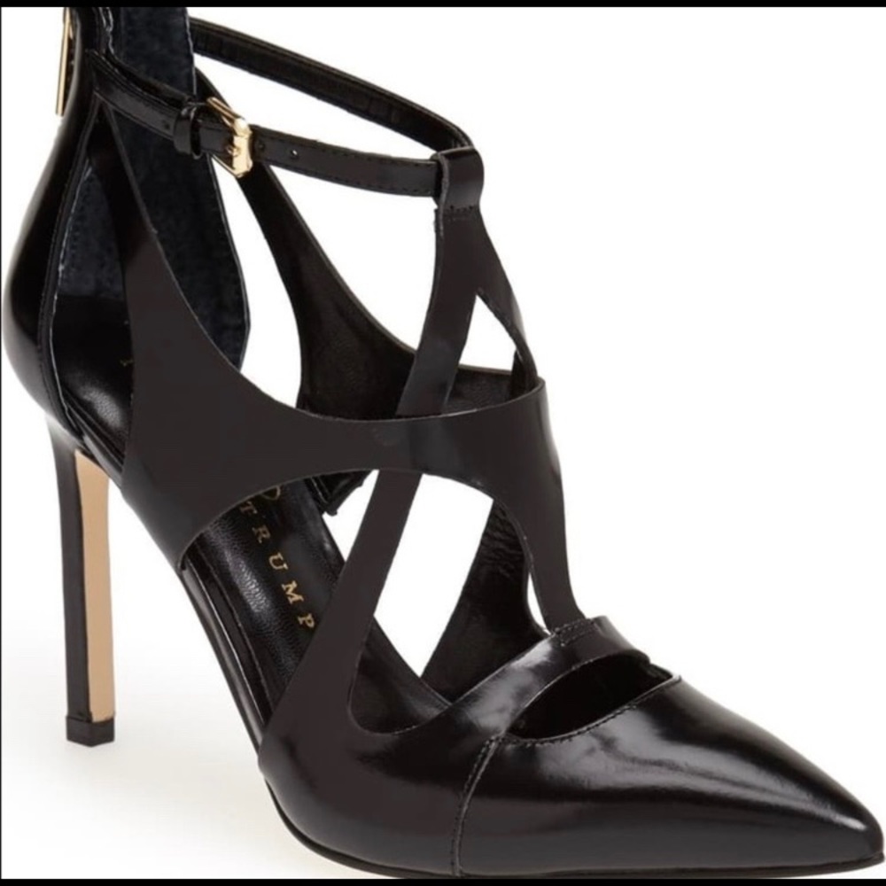 🔥Ivanka Trump Chatty Cage stiletto pumps🔥